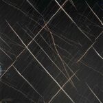 بديل رخام لامع اسود خطوط بيج ابيض