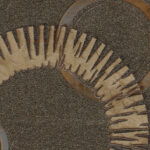 ورق جدران كوري بني داكن مع بني خافت