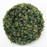 كورة عشب صناعي مقاس 40 اخضر غامق زهرة حمراء