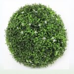 كورة عشب صناعي مقاس 30 سم اخضر زهرة بيضاء