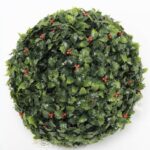 كورة عشب صناعي مقاس 30 اخضر غامق زهرة حمراء